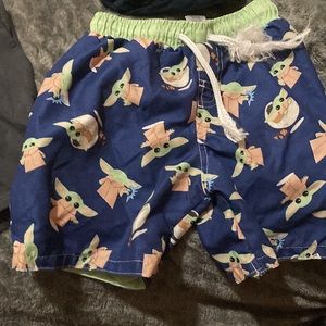 Star Wars shorts size 4T